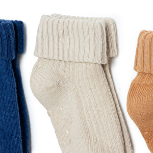 3lü Kıvrık Çorap 3lü Kıvrık Çorap