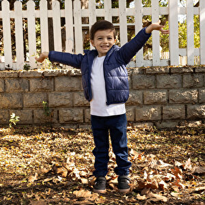 Basic Kulaklı Kapüşonlu Mont Erkek Bebek Basic Kulaklı Kapüşonlu Mont Erkek Bebek