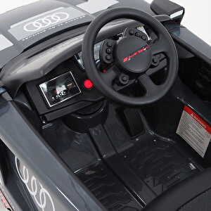 RS Q E-TRON 12 V Akülü Araba Uzaktan Kumandalı 4*2 Siyah RS Q E-TRON 12 V Akülü Araba Uzaktan Kumandalı 4*2 Siyah