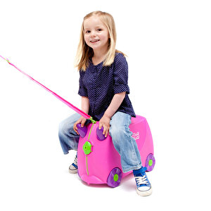 Binilen ve Sürülen Çocuk Bavulu Pembe Trixie