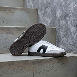 Erkek Bebek Spor Ayakkabı İpli Bağlama Erkek Bebek Spor Ayakkabı İpli Bağlama