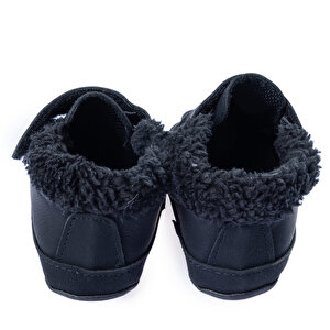 Erkek Yürüme Öncesi Erkek Bebek Erkek Yürüme Öncesi Erkek Bebek