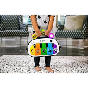 Kickin 'Tunes™ 4'in1 Magic Touch Eğitici Oyun Halısı Kickin 'Tunes™ 4'in1 Magic Touch Eğitici Oyun Halısı