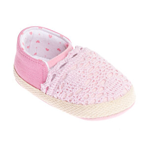 Kız Bebek Yürüme Öncesi Cırtlı Kapanma