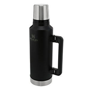 The Legendary Classic Termos 1.9L / 2.0QT Matte Black Pebble